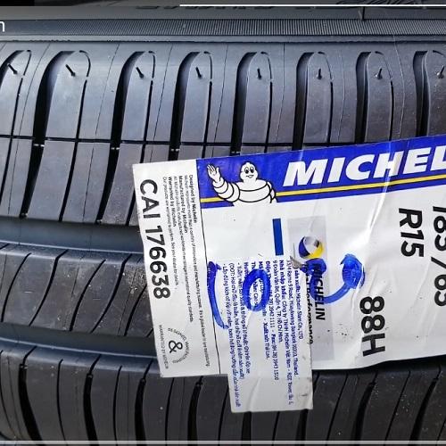 Vỏ lốp ô tô 185/65R15 Michelin XM2, vỏ lốp xe Nissan Sunny, vỏ lốp xe Nissan Tiida 1.6 MT, vỏ lốp xe Nissan Grand Livina, vỏ lốp xe Kia Rio sedan, vỏ lốp xe Hyundai Accent, vỏ lốp xe Hyundai Avante, vỏ lốp xe Suzuki Ertiga, vỏ lốp xe Toyota Avanza