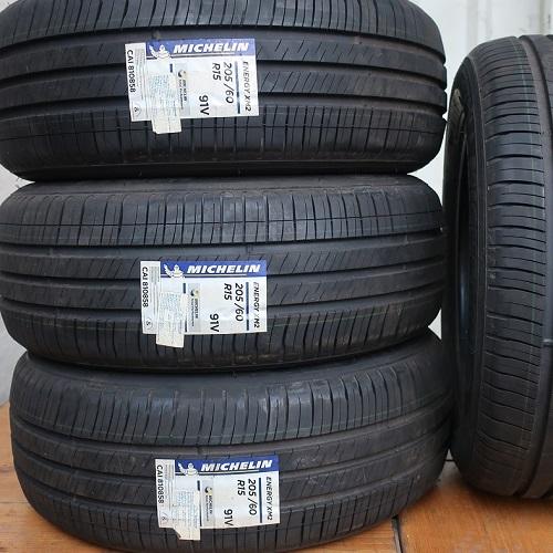 Vỏ lốp 205/60R15 Michelin XM2 Kia Optima, Hyundai Sonata.