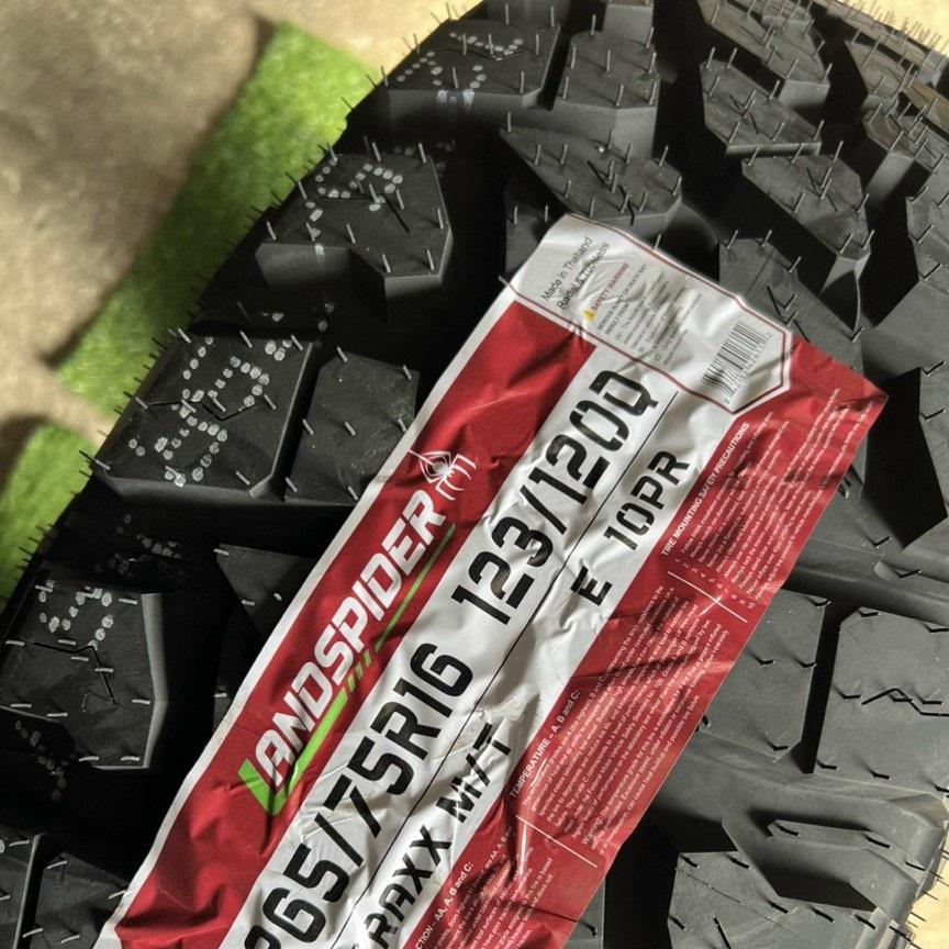 265/75R16 Landspider Wildtraxx MT vỏ lốp Xe: ô tô Toyota FJ Cruiser