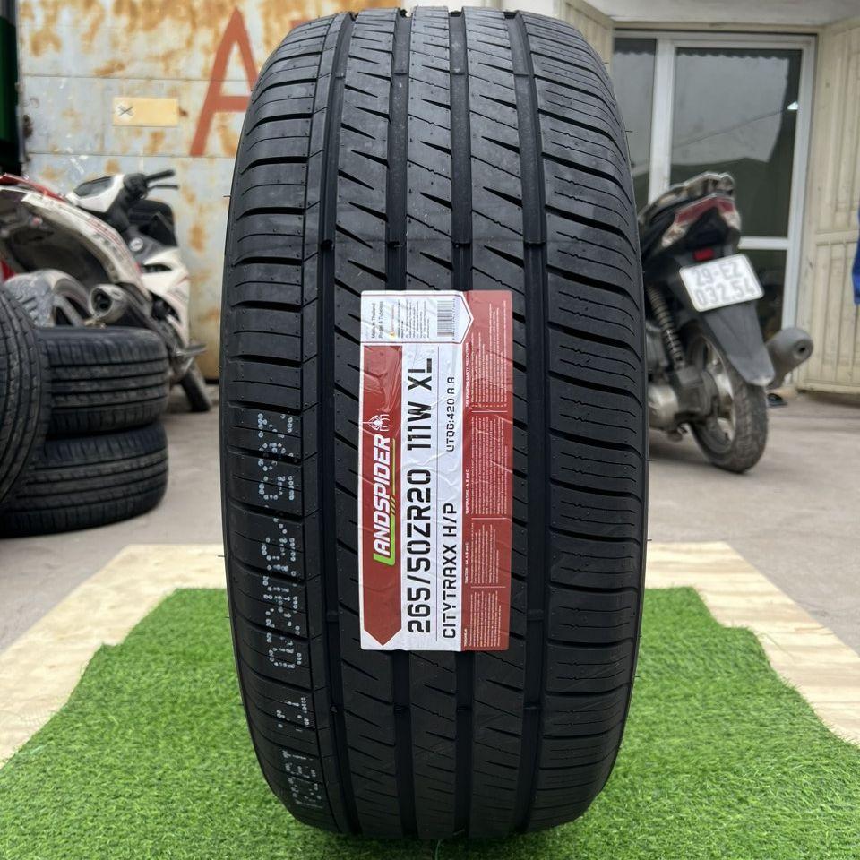 265/50R20 Landspider Citytraxx HP vỏ lốp Xe: Everest Titanium 2.2
