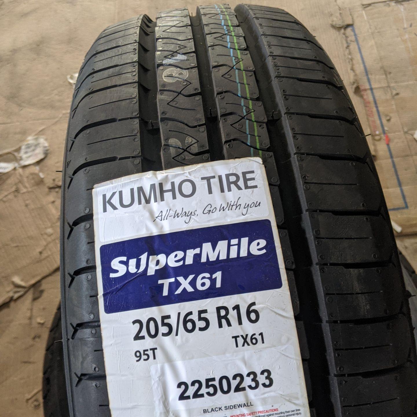 Vỏ lốp 205/65R16 95T TX61 KUMHO VIỆT NAM, vỏ lốp xe ô tô Toyota Innova E G Venturer