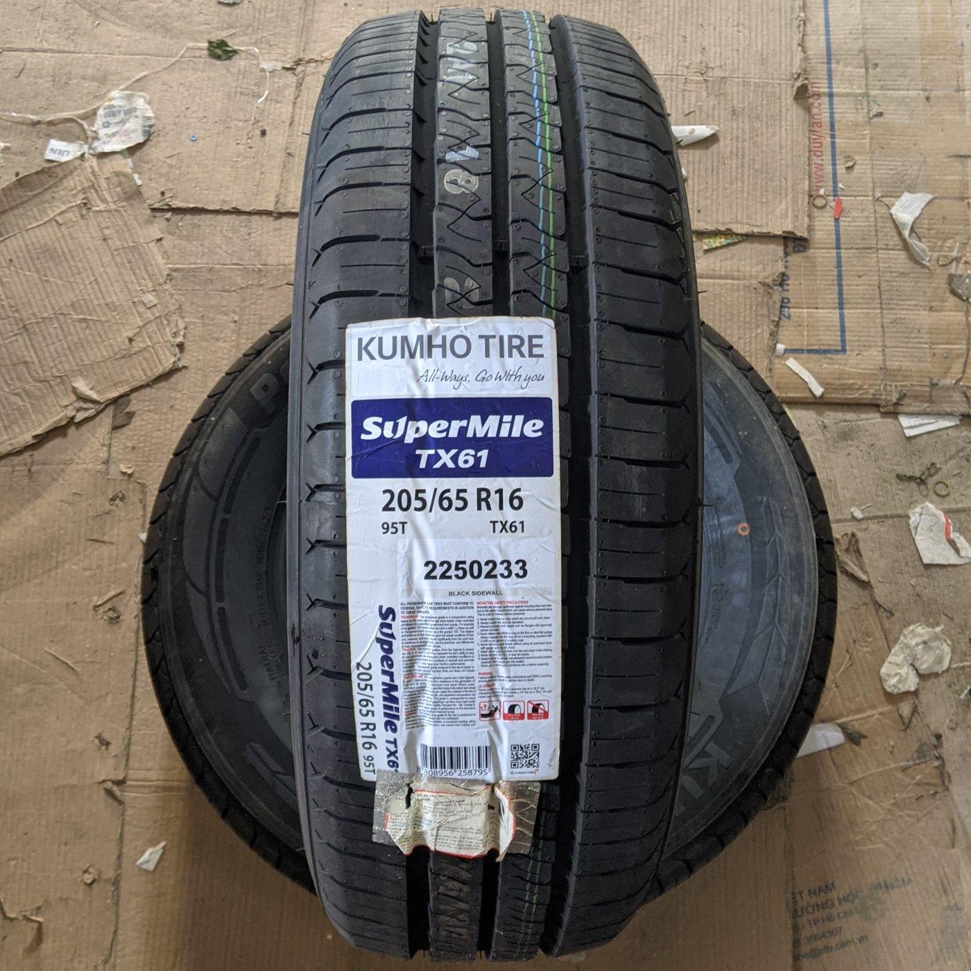 Vỏ lốp 205/65R16 95T TX61 KUMHO VIỆT NAM, vỏ lốp xe ô tô Toyota Innova E G Venturer