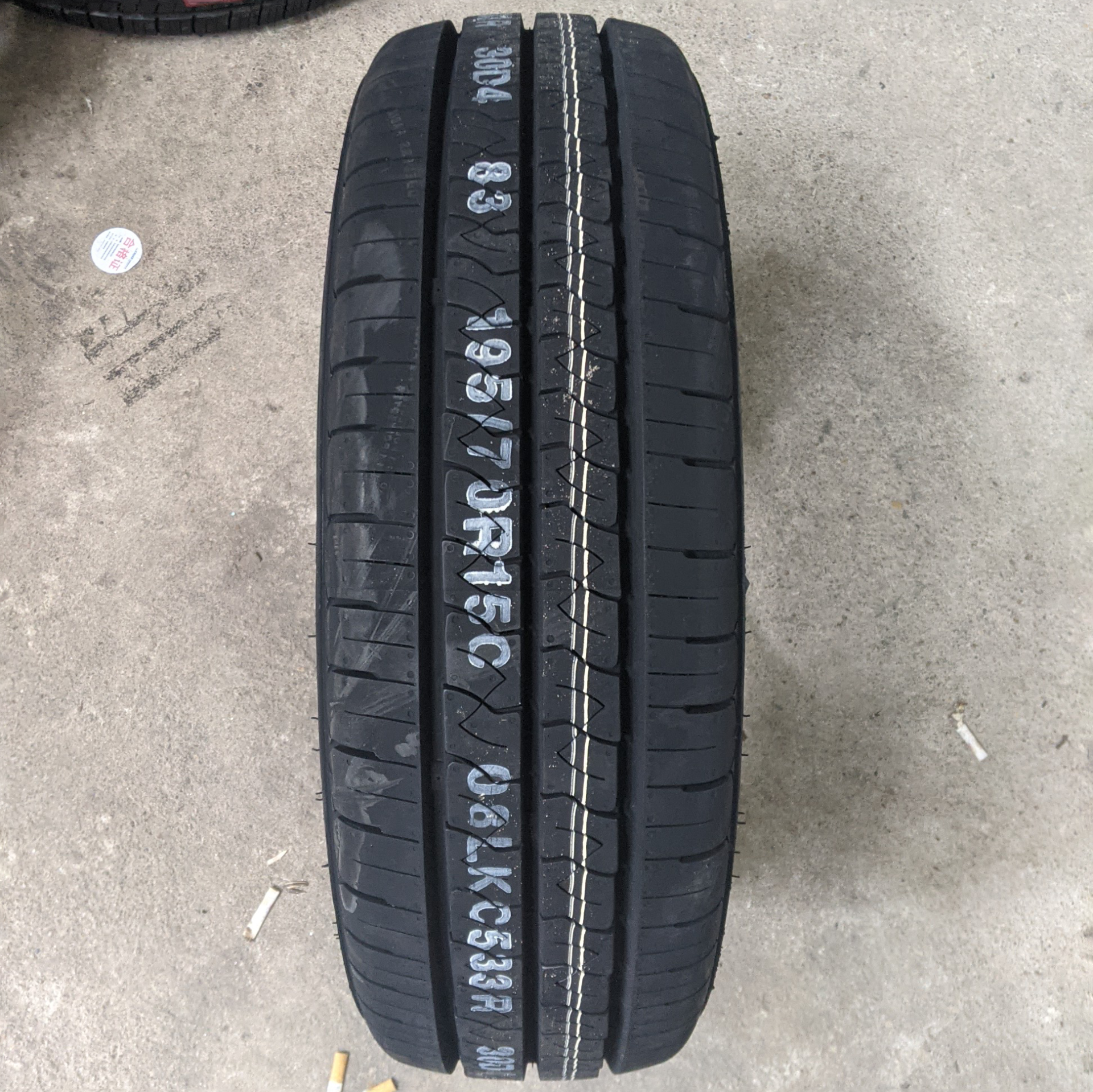 Vỏ lốp 195/70R15C 8PR KC53 KUMHO VIỆT NAM, vỏ lốp xe toyota Hiace, huyndai 1 tấn