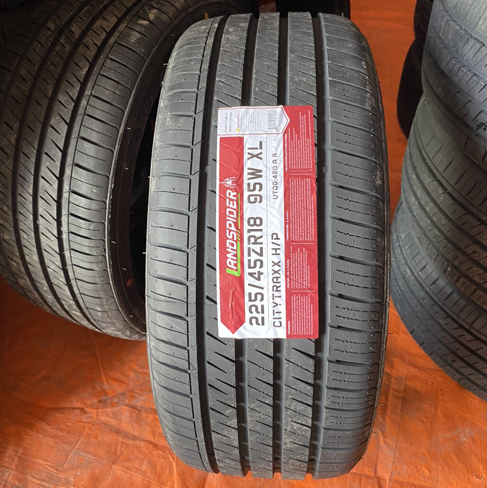 Vỏ lốp 225/45R18 Landspider Citytraxx HP vỏ lốp Xe: BMW 330i 2017, Hyundai Genesis coupe 2.0AT, Kia Optima 2.0, Mercedes C250 2.0