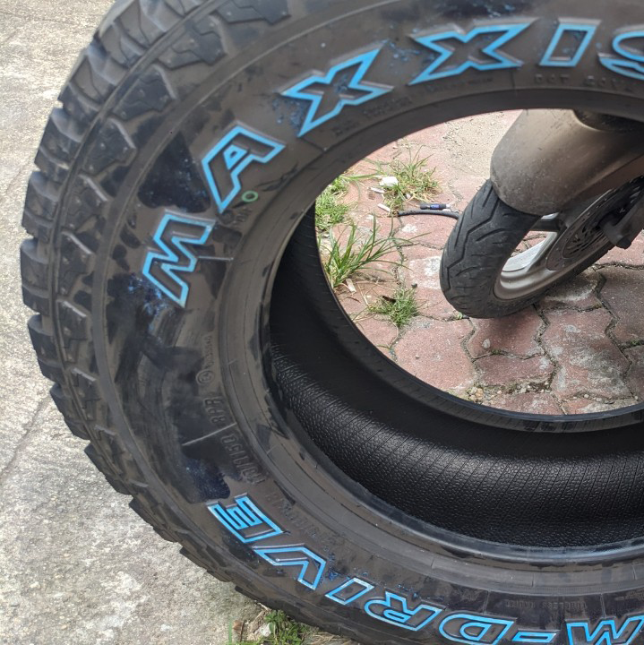 Vỏ lốp 285/60R18 Maxxis AT980E 8PR, vỏ lốp Xe: địa hình, Land Cruiser VX V8