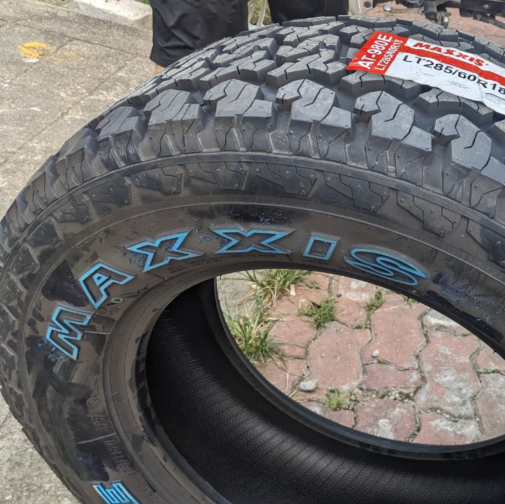 Vỏ lốp 285/60R18 Maxxis AT980E 8PR, vỏ lốp Xe: địa hình, Land Cruiser VX V8