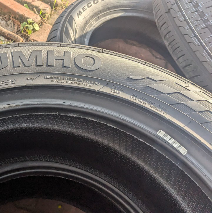 Vỏ lốp 235/55R17 103W PS31 KUMHO VIỆT NAM, vỏ lốp ô tô vỏ lốp ô tô Audi Q3, vỏ lốp ô tô BMW X3 2.5, vỏ lốp ô tô Hyundai Equus 3.8, vỏ lốp ô tô Mercedes S500, vỏ lốp ô tô Volkswagen Tiguan 2.0