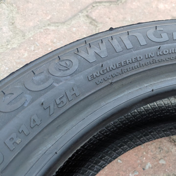 Vỏ lốp 165/60R14 75H KH27 KUMHO VIỆT NAM, NOVA-FORCE GP 84T, vỏ lốp xe Nissan Sunny XL, vỏ lốp xe Kia Soluto 1.4, vỏ lốp xe Hyundai Verna, vỏ lốp xe Volkswagen Polo