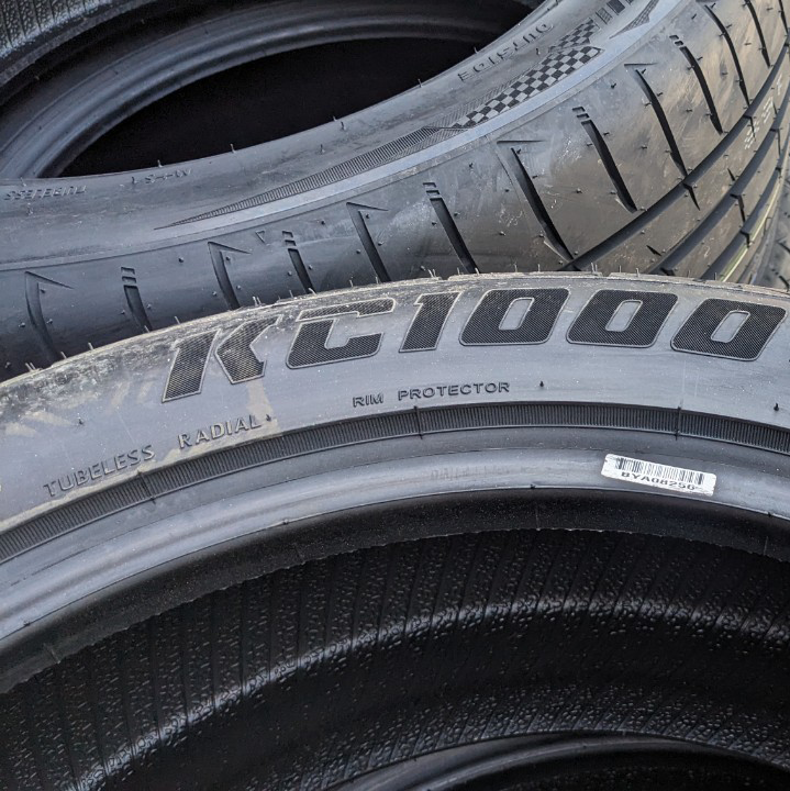 Vỏ lốp 235/45R18 Otani Thái Lan, 235/45ZR18, vỏ lốp ô tô Hyundai Sonata, vỏ lốp ô tô Hyundai Kona, vỏ lốp ô tô Kia Optima 2017, vỏ lốp ô tô Lexus GS 200t 2.0L, vỏ lốp ô tô Peugeot 508, vỏ lốp ô tô Camry 2.5Q, vỏ lốp ô tô Volkswagen Beetl