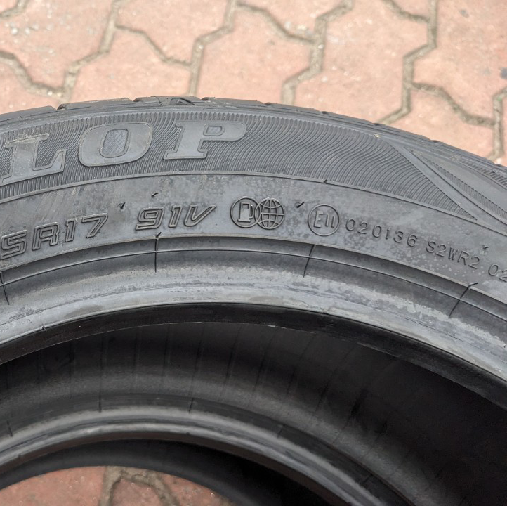 Vỏ lốp 205/55R17 Dunlop EC300, vỏ lốp theo xe Xpander Cross 2020