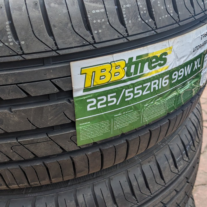 Vỏ lốp 225/55R16 TBB, vỏ lốp xe ô tô Audi A4 1.8L, vỏ lốp xe ô tô Lexus GS 300, vỏ lốp xe ô tô Lexus GS 430, vỏ lốp xe ô tô Mercedes E200 1.8, vỏ lốp xe ô tô Mercedes E240, vỏ lốp xe ô tô Mercedes E280