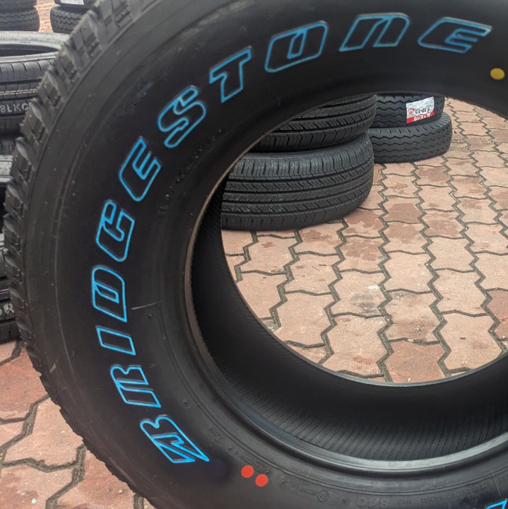 275/65R17 Bridgestone Dueler D840