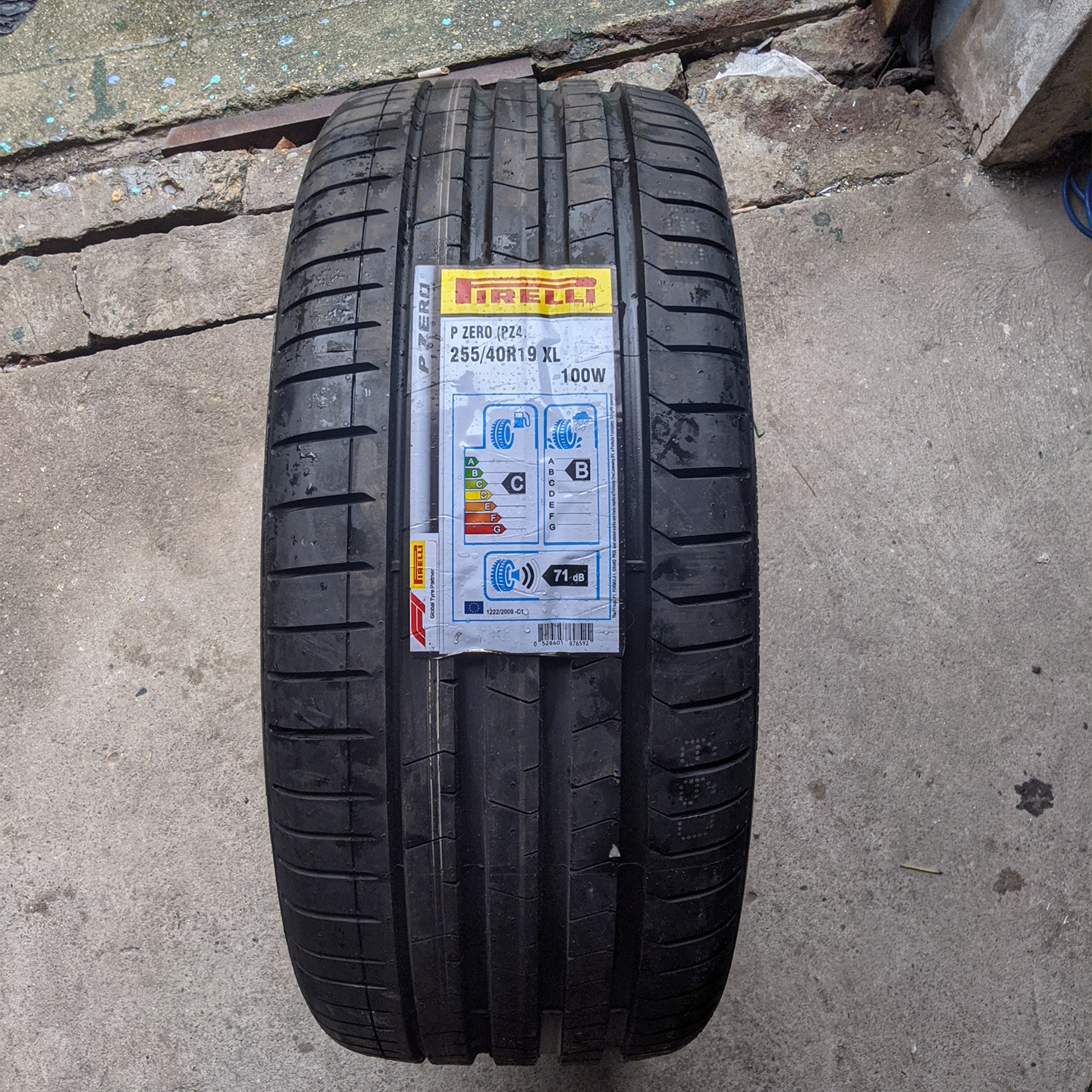 255/40R19 Pirelli P zero (PZ4) XL 100W vỏ lốp Xe: Volvo S90 2.0, Mercedes S550 AMG 2008 lốp trước new