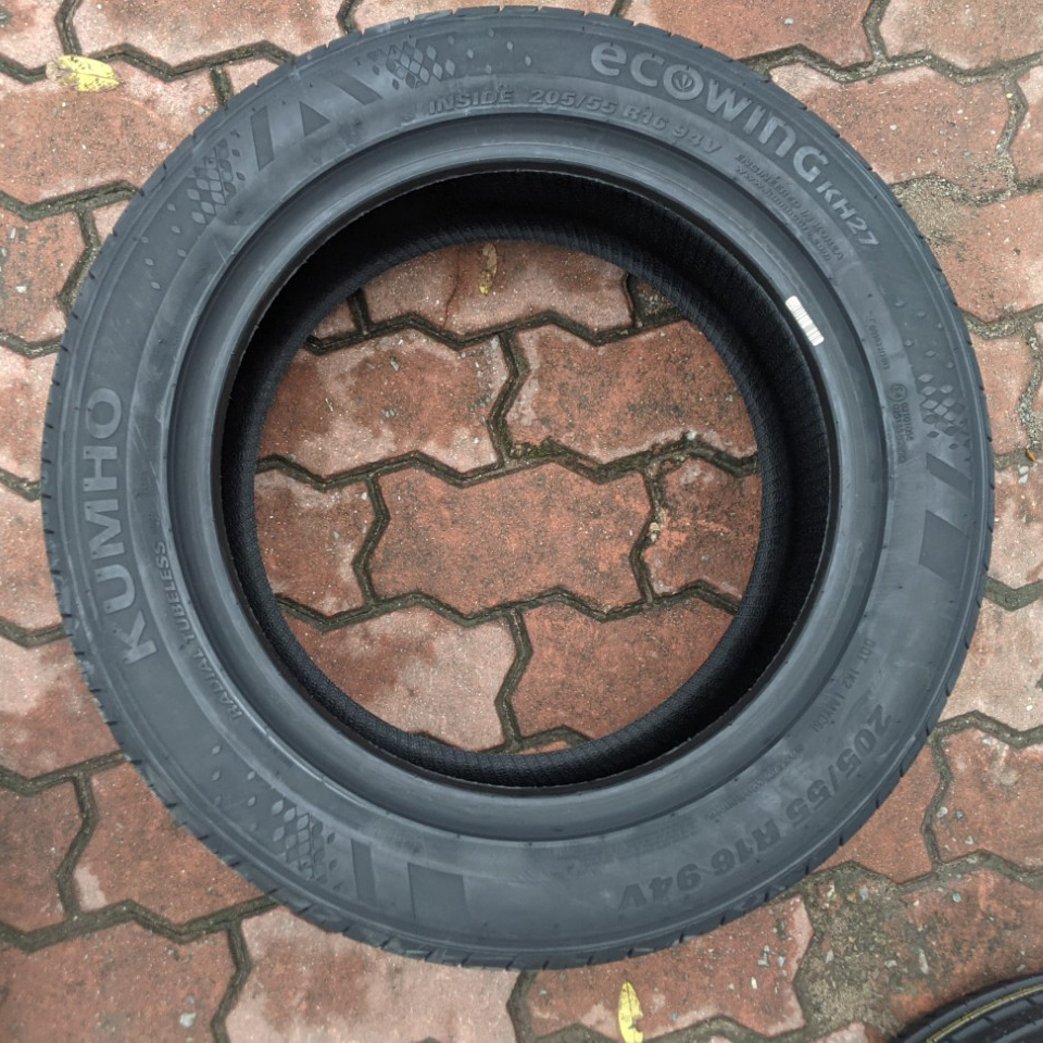 Vỏ lốp 205/55R16 91V KH27 KUMHO VIỆT NAM, vỏ lốp xe Audi A3, BMW 328i, Daewoo Magnus, Ford Focus 2.0, Ford Mondeo, Honda Civic 2.0, Hyundai Avante Elantra 1.6AT, Hyundai i30, Cerato Signature, Mazda 3 6, Mercedes C180 c200 C240 CLA2