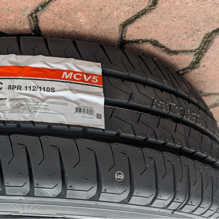 Vỏ lốp 225/70R15C Maxxis MCV5 8PR , vỏ lốp Xe: Mercedes Sprinter