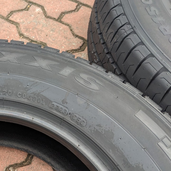 Vỏ lốp 225/70R15C Maxxis MCV5 8PR , vỏ lốp Xe: Mercedes Sprinter