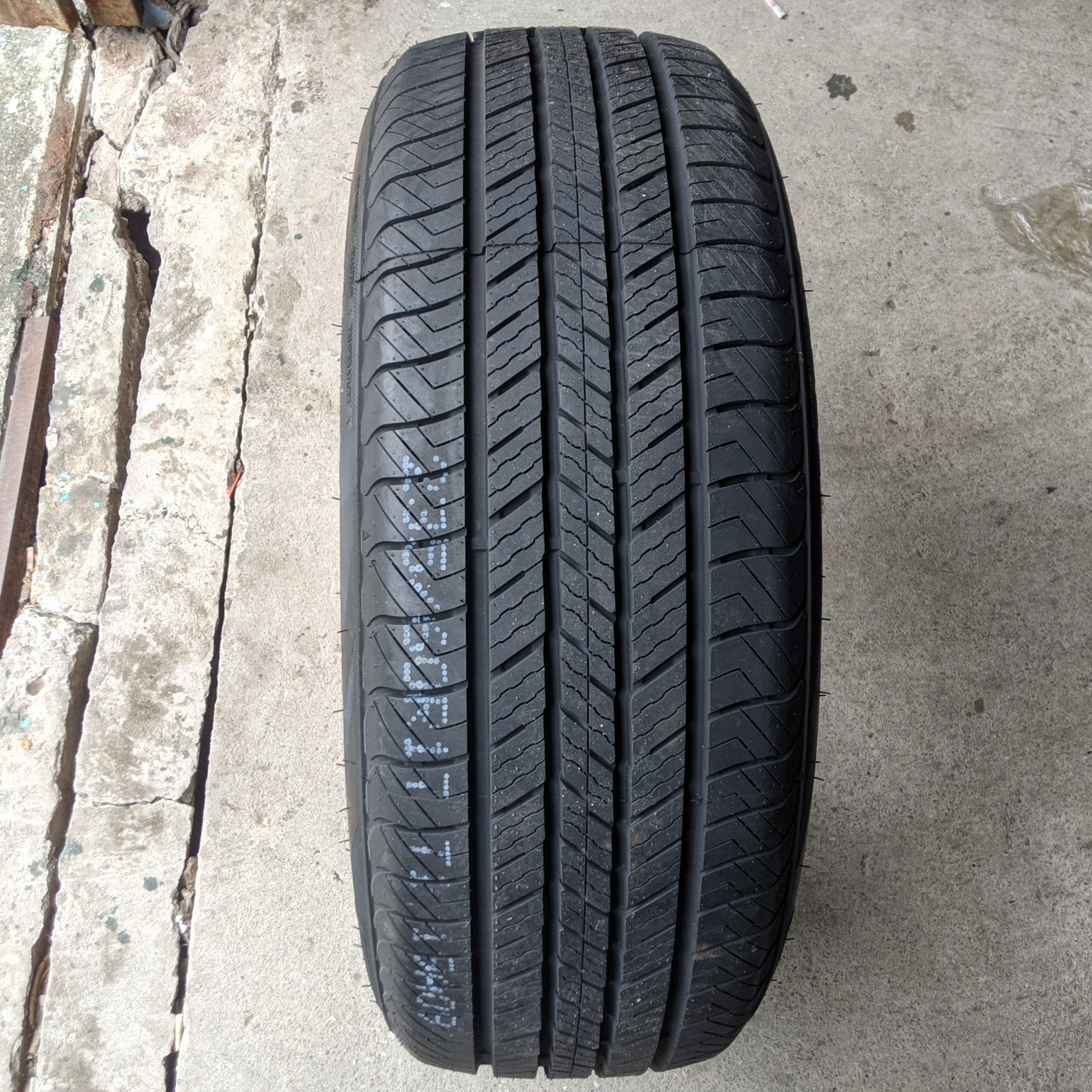 Vỏ lốp 235/60R17 TBB, vỏ lốp ô tô Chevrolet Captiva, vỏ lốp ô tô Mercedes GLK220, vỏ lốp ô tô Mercedes GLK250, vỏ lốp ô tô Toyota Sienna