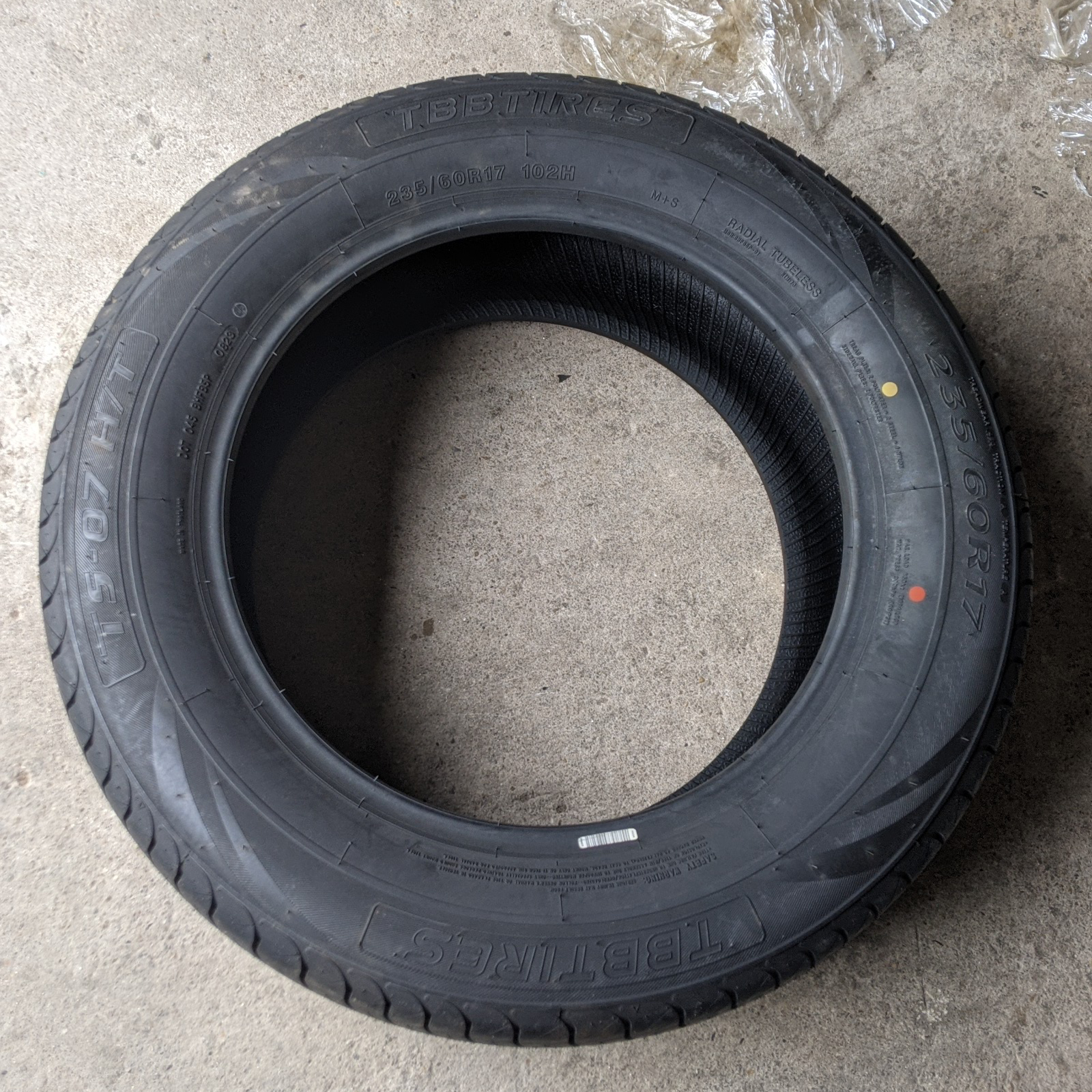 Vỏ lốp 235/60R17 TBB, vỏ lốp ô tô Chevrolet Captiva, vỏ lốp ô tô Mercedes GLK220, vỏ lốp ô tô Mercedes GLK250, vỏ lốp ô tô Toyota Sienna