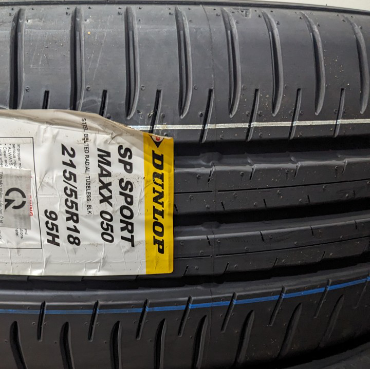 Vỏ lốp 215/55R18 Dunlop Maxx 050, vỏ lốp Xe Chevrolet Trax, Nissan Qashqai LE