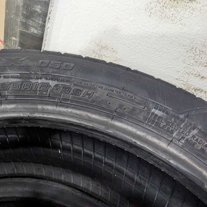Vỏ lốp 215/55R18 Dunlop Maxx 050, vỏ lốp Xe Chevrolet Trax, Nissan Qashqai LE
