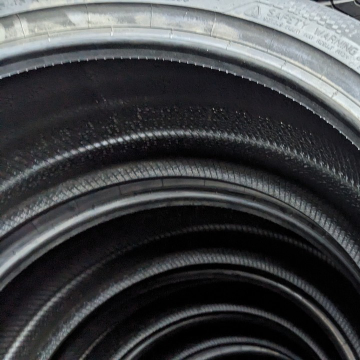 215/45R17 Continental vỏ lốp Xe: Acura ILX 2.0, Elantra GLS 1.8 AT, Hyundai i30 CW, Kia Cerato Signature 1.6AT 2.0 AT, Kia Forte, Kia K3, Toyota Altis 2.0V CVT