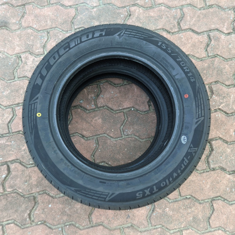 155/70R14 TRACMAX vỏ lốp Xe: Nissan Sunny XL, Kia Soluto 1.4, Hyundai Verna, Volkswagen Polo