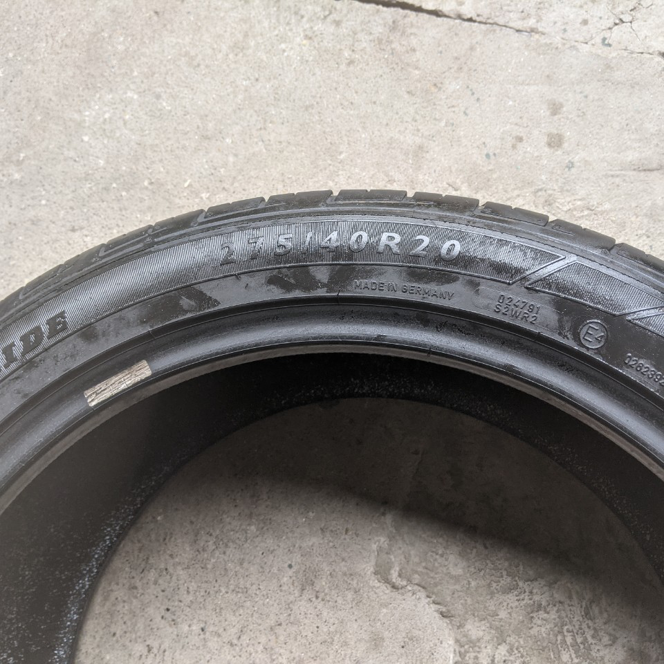 275/40R20 Dunlop Runflat BMW X5 4.8, BMW X6 3.0, BMW X6 4.4, Ranger Rover Sport Autobiography, Range Rover Sport Supercharged, Vinfast Lux SA2.0 bản cao cấp