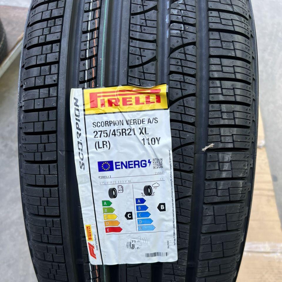 275/45R21 Pirelli Scorpion 