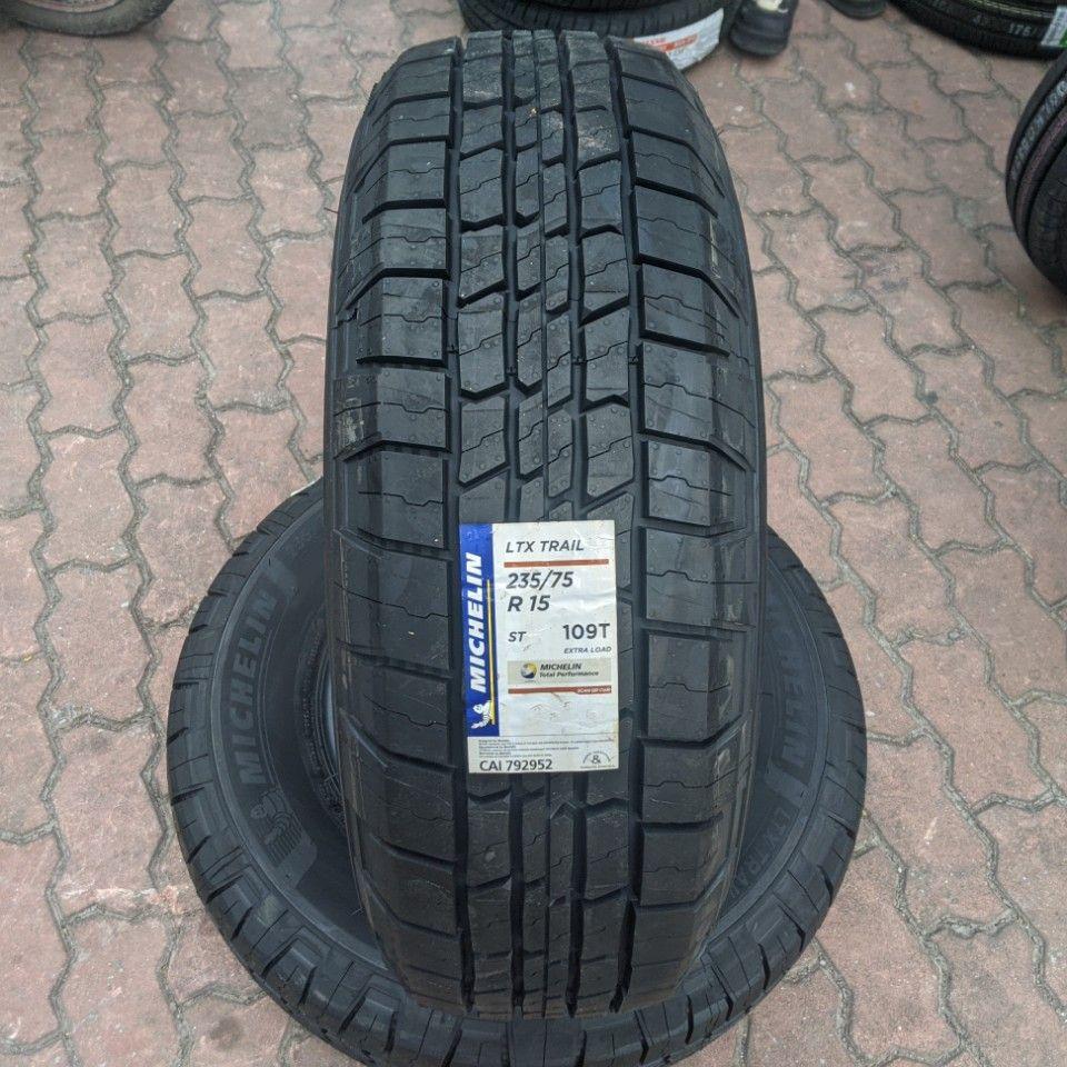 235/75R15 Michelin LTX Trail vỏ lốp Xe :  Ford Ranger 4x4 XL