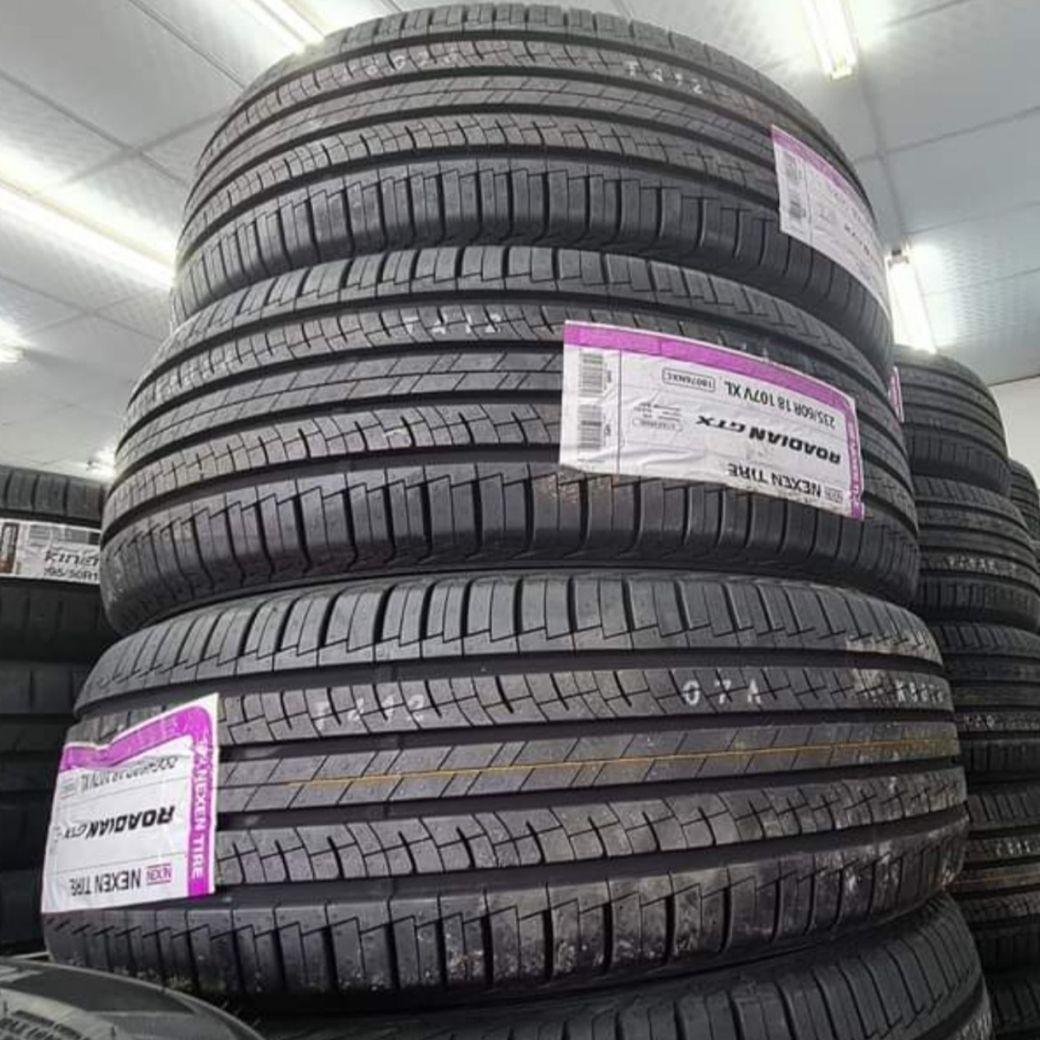 235/55R19 Nexen vỏ lốp Xe: Audi Q5, Hyundai Santafe, Kia Carnival, Land Rover Discovery, Rover Evoque, Lexus RX350, Lexus RX450, Mercedes GLC200 GLC250 GLC300