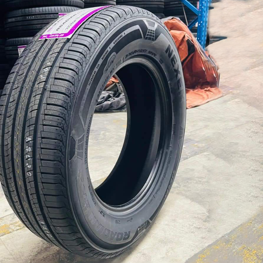 235/55R19 Nexen vỏ lốp Xe: Audi Q5, Hyundai Santafe, Kia Carnival, Land Rover Discovery, Rover Evoque, Lexus RX350, Lexus RX450, Mercedes GLC200 GLC250 GLC300