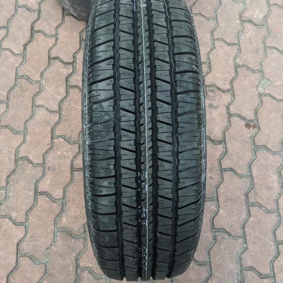 Vỏ lốp 235/70R16 Maxxis HT760, vỏ lốp Xe: Ford Escape XLS, Hyundai Santafe 2.2 diesel, Santafe 2.7 máy xăng AT, Lexus RX300 3.0L