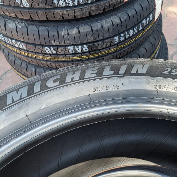 Vỏ lốp 295/40R20 Michelin, Michelin 295/40R20 Pilot Sport 4 SUV