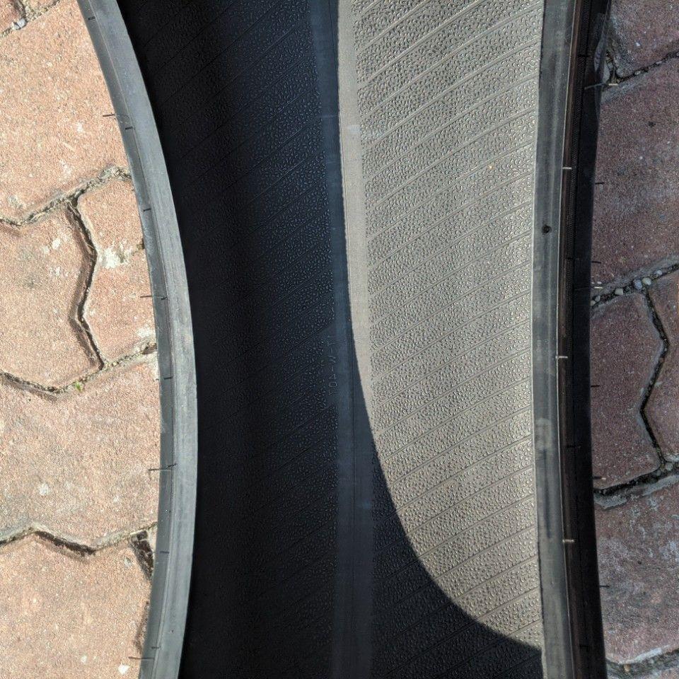 Vỏ lốp 225/45R17 TBB, vỏ lốp ô tô KIA Cerato, Kia Rondo, vỏ lốp ô tô Lexus IS250, vỏ lốp ô tô Mercedes C180, Mercedes C200K, Mercedes C230 C250 C280 C300, Volkswagen Scirocco