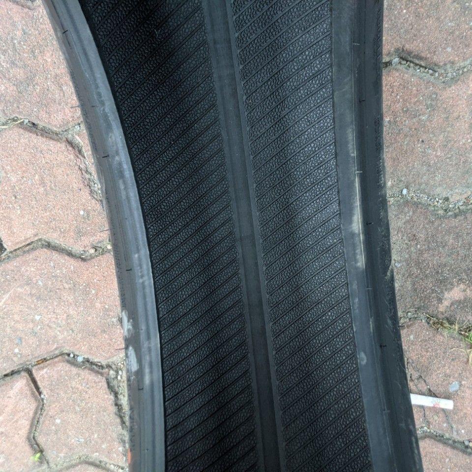 Vỏ lốp 205/60R16 TBB, vỏ lốp xe ô tô BMW 320i, vỏ lốp Chevrolet Cruze, vỏ lốp xe Ford Ecosport, vỏ lốp xe ô tô Ford Focus 1.6, vỏ lốp xe ô tô Kia Carens, vỏ lốp xe ô tô Kia Soul, vỏ lốp xe ô tô Mazda 3