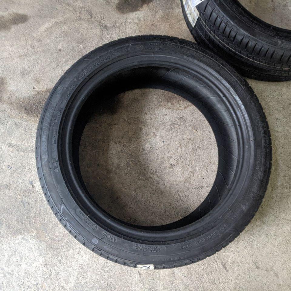 225/45R18 Michelin Primacy 3 ZP Runflat 95Y vỏ lốp Xe: BMW 330i 2017, Hyundai Genesis coupe 2.0AT, Kia Optima 2.0, Mercedes C250 2.0