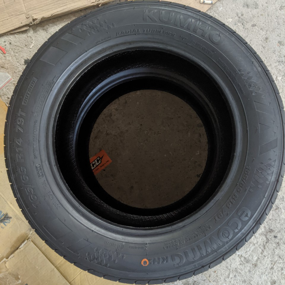 Vỏ lốp 165/65R14 79T KH27 KUMHO VIỆT NAM, vỏ lốp xe Nissan Sunny XL, vỏ lốp xe Kia Soluto 1.4, vỏ lốp xe Hyundai Verna, vỏ lốp xe Volkswagen Polo