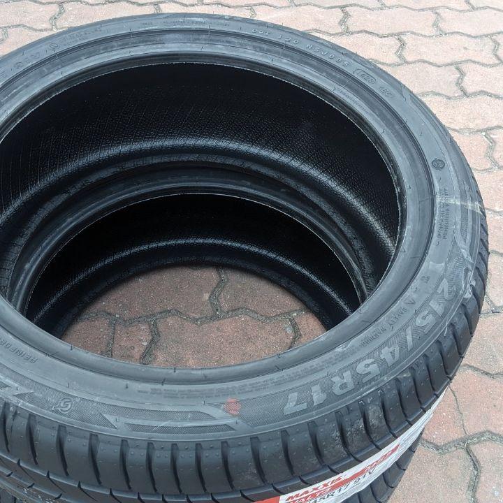 215/45R17 Maxxis MS2 vỏ lốp Xe :BMW 325,  Acura ILX 2.0, Elantra GLS 1.8 AT, Hyundai i30 CW, Kia Cerato Signature 1.6AT 2.0 AT, Kia Forte, Kia K3, Toyota Altis 2.0V CVT