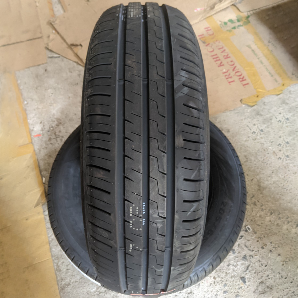 Vỏ lốp 195/70R14 Maxxis MAP5 , vỏ lốp Xe: Toyota Zace, Camry GLi, Toyota Innova J
