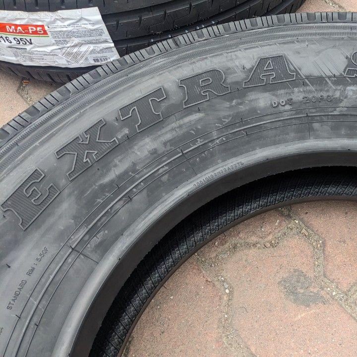 7.00-16 Maxxis UE102 12Pr Gai Dọc Không Săm 