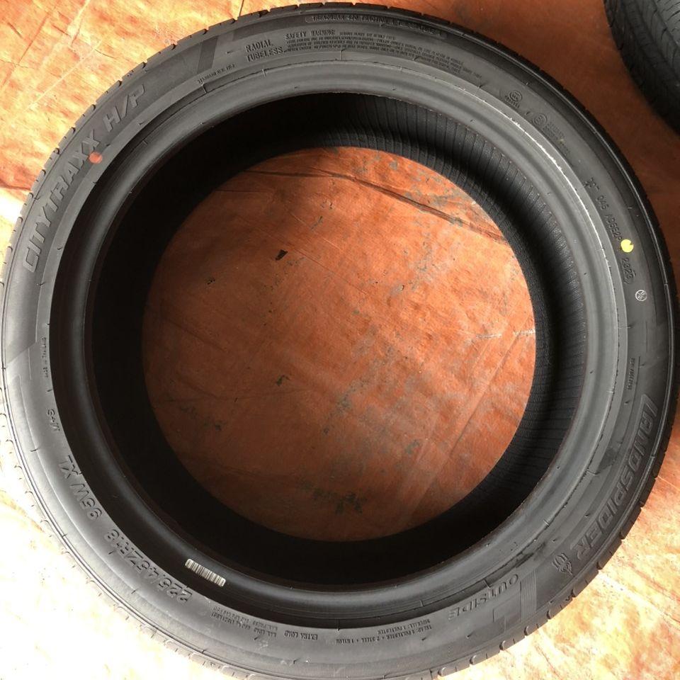 Vỏ lốp 225/45R18 Landspider Citytraxx HP vỏ lốp Xe: BMW 330i 2017, Hyundai Genesis coupe 2.0AT, Kia Optima 2.0, Mercedes C250 2.0