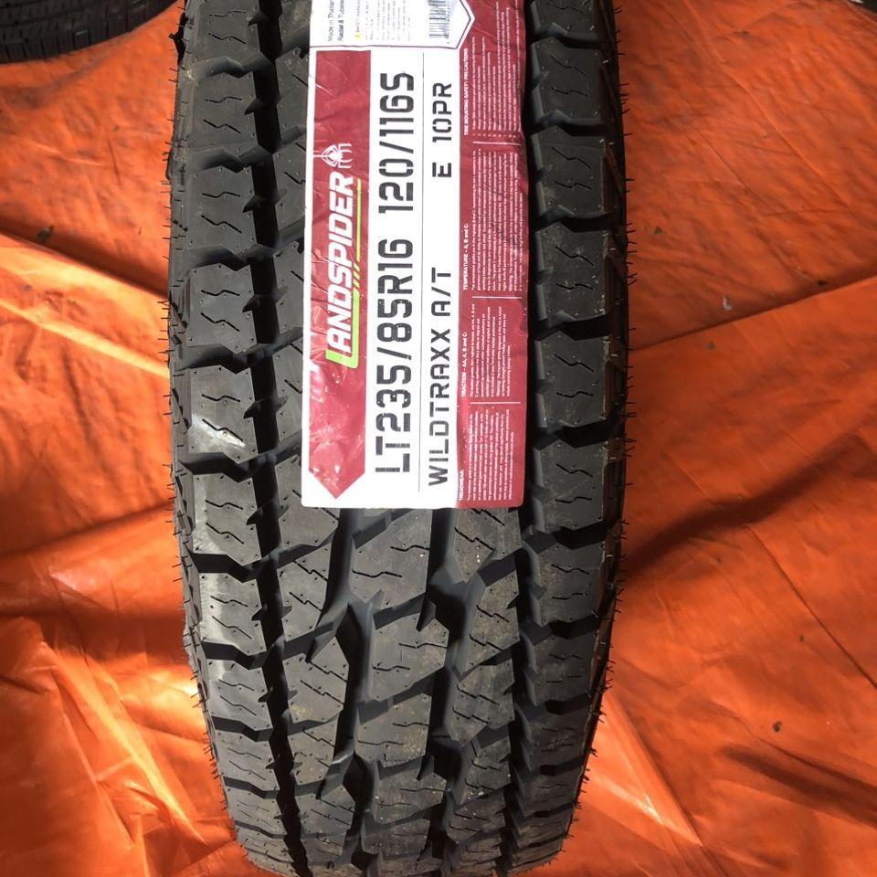 235/85R16 Landspider Wildtraxx AT 10Pr  