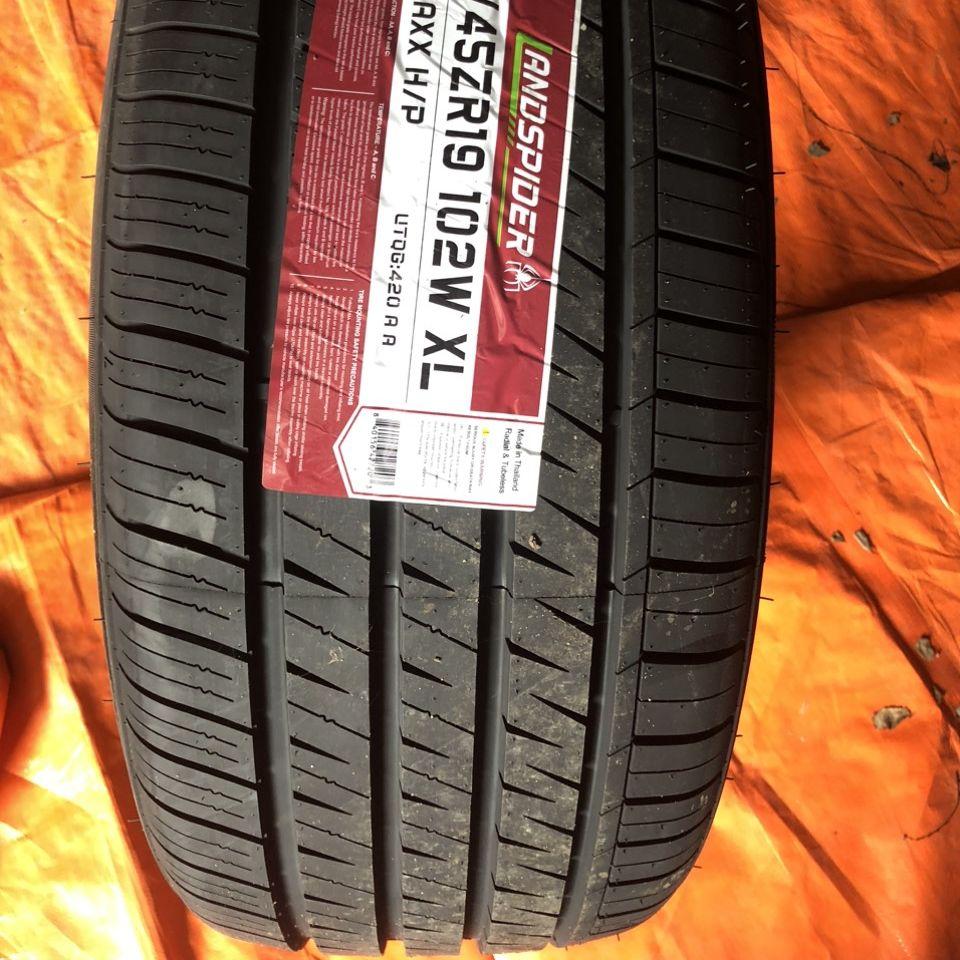 245/45R19 Landspider Citytraxx HP vỏ lốp Xe: BMW 740Li, BMW 750Li, Hyundai Tucson, Hyundai Equus, Kia Sportage, Lexus LS460, Mercedes S450