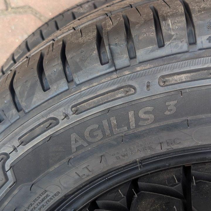 Vỏ lốp 195/70R15C 8PR Michelin Agilis, vỏ lốp xe toyota Hiace, huyndai 1 tấn