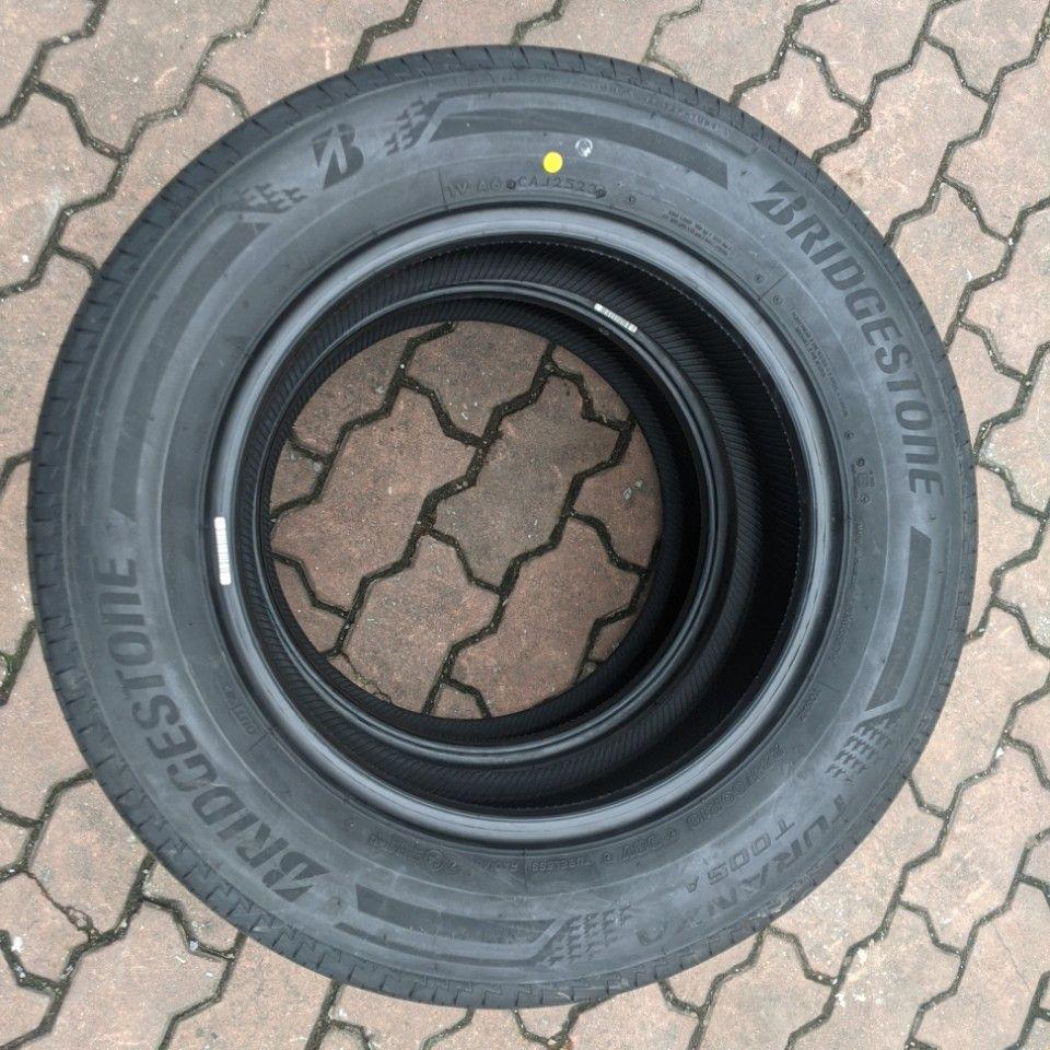 Vỏ lốp 225/60R16 Bridgestone T005A Turanza, vỏ lốp ô tô Mitsubishi Zinger 2.4