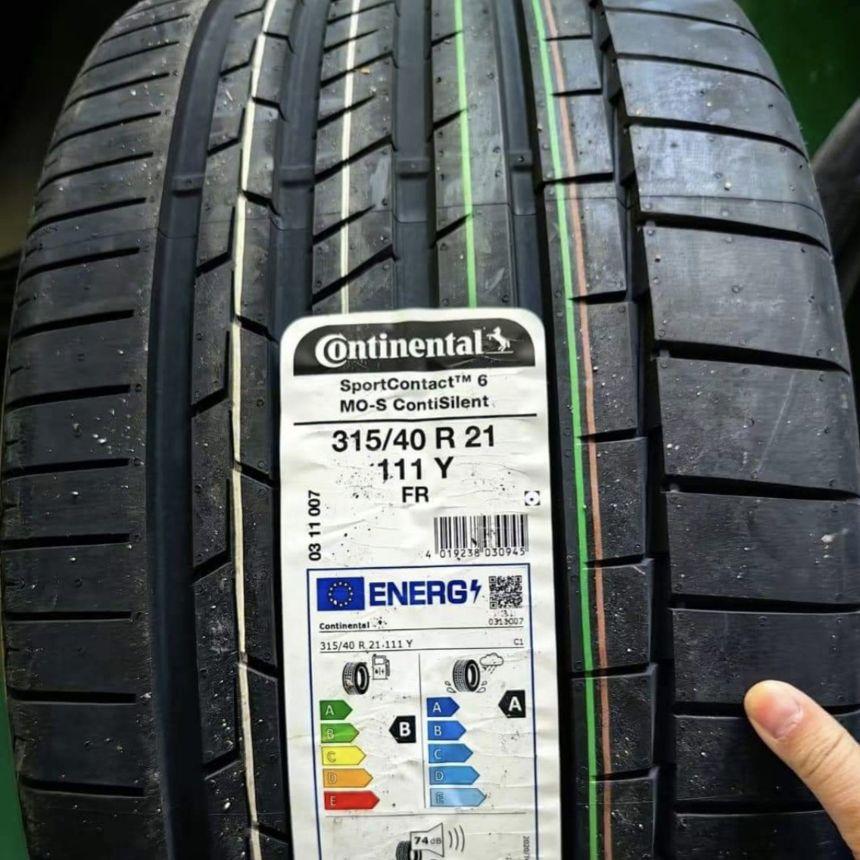 315/40R21 Continental 
