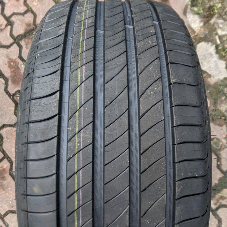 Vỏ lốp 225/45R17 Michelin Primacy 4ST, vỏ lốp ô tô BMW 320i , vỏ lốp ô tô KIA Cerato, vỏ lốp ô tô Kia Rondo, vỏ lốp ô tô Lexus IS250, vỏ lốp ô tô Mercedes C180, vỏ lốp ô tô Mercedes C200K, vỏ lốp ô tô Mercedes C230 C250 C280 C300, Volkswagen Scirocco