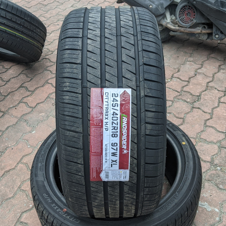 245/40R18 Landspider Citytraxx HP vỏ lốp Xe: Audi A5, Audi TT 2.0 2008, Lexus GS430, Mercedes E200 2.0 E250 AMG, Mercedes E300 E350, Mercedes E400 3.0, Subaru WRX STI