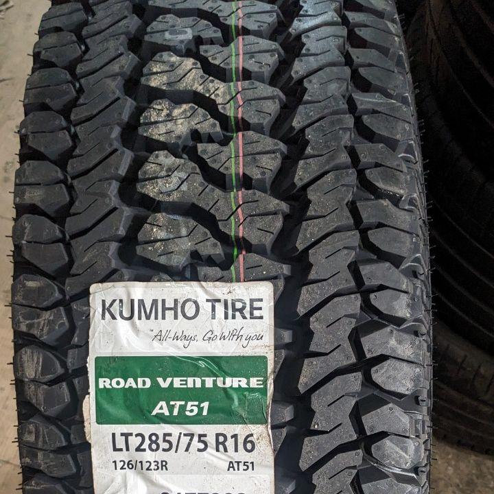 285/75R16 AT52 10Pr KUMHO VIỆT NAM khuyến mãi vỏ lốp Xe: Toyota FJ Cruiser