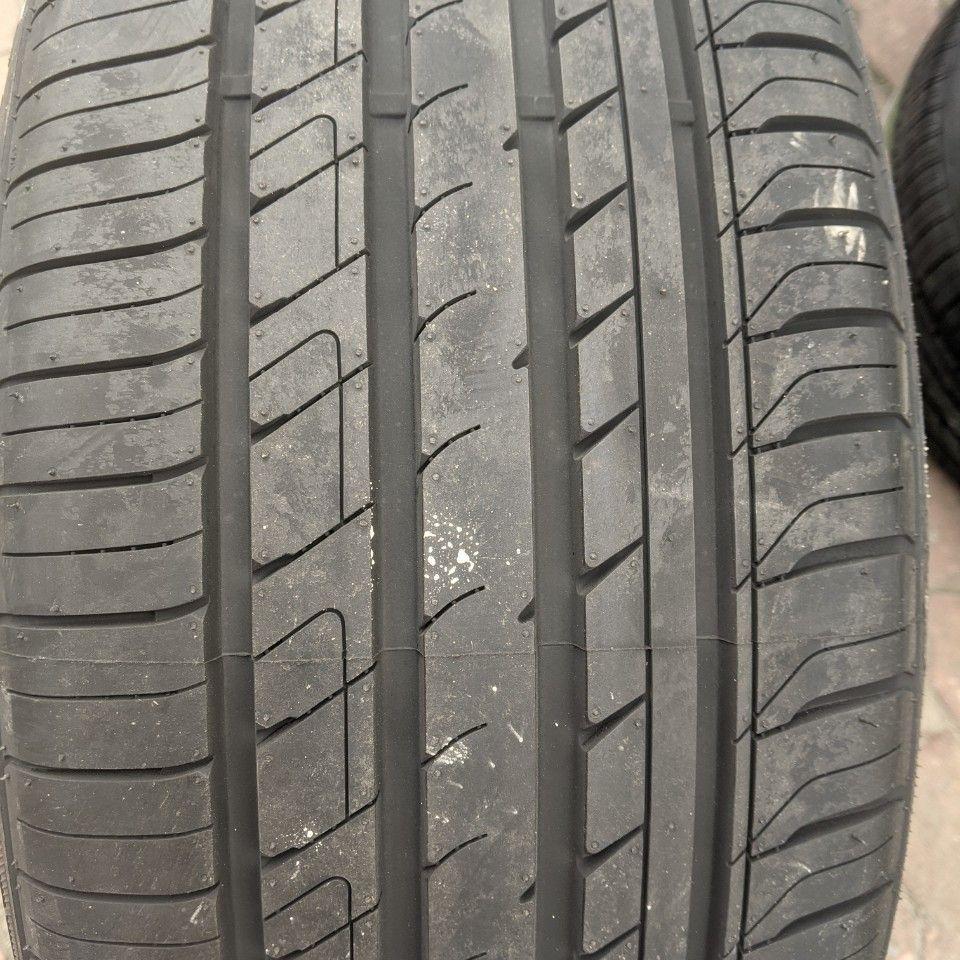 Vỏ lốp 235/50R18 TBB, vỏ lốp ô tô Lexus LS600HL, vỏ lốp ô tô Toyota Alphard